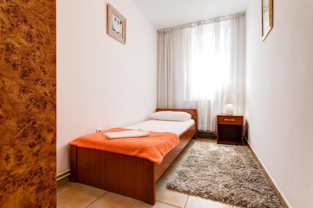 Sun Apartments Marija Будва Екстер'єр фото